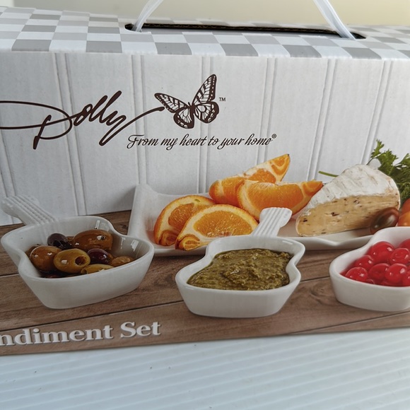 Dolly Parton 4 Piece Ceramic Guitar White Condiment Set NIB Long Tray & 3 Dishes - Picture 2 of 6